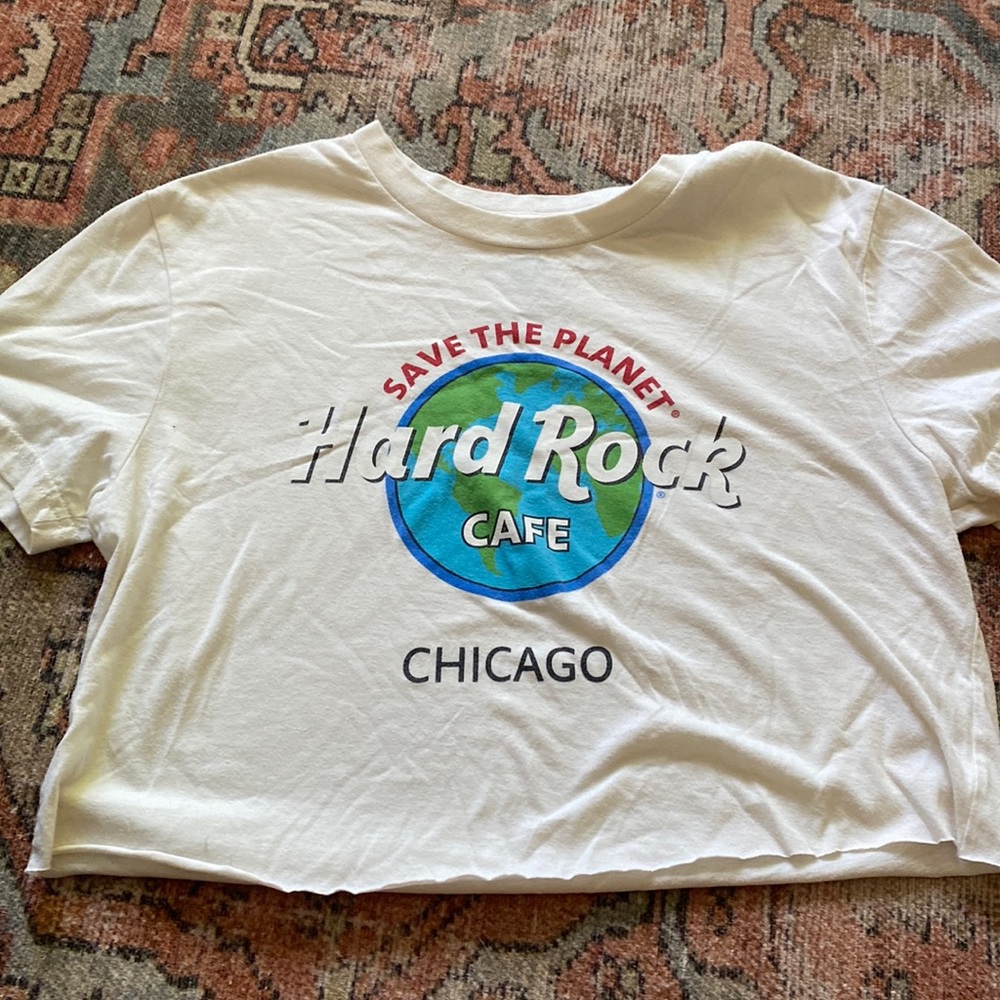 Cropped save the planet Hard Rock Cafe shirt